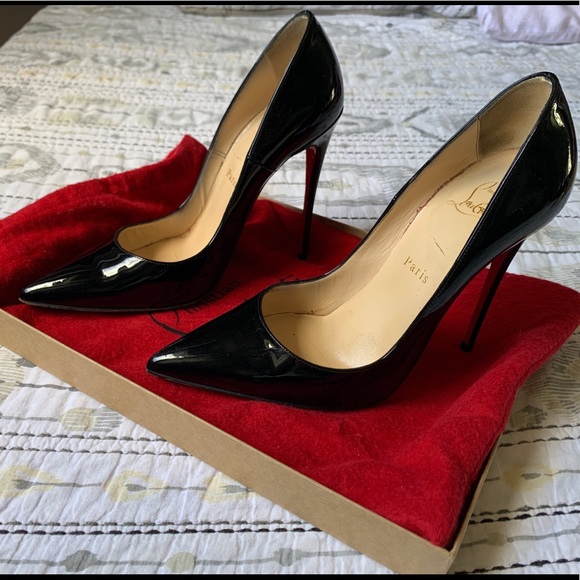 Christian Louboutin Shoes - Christian Louboutin Black Classic So Kate Pumps